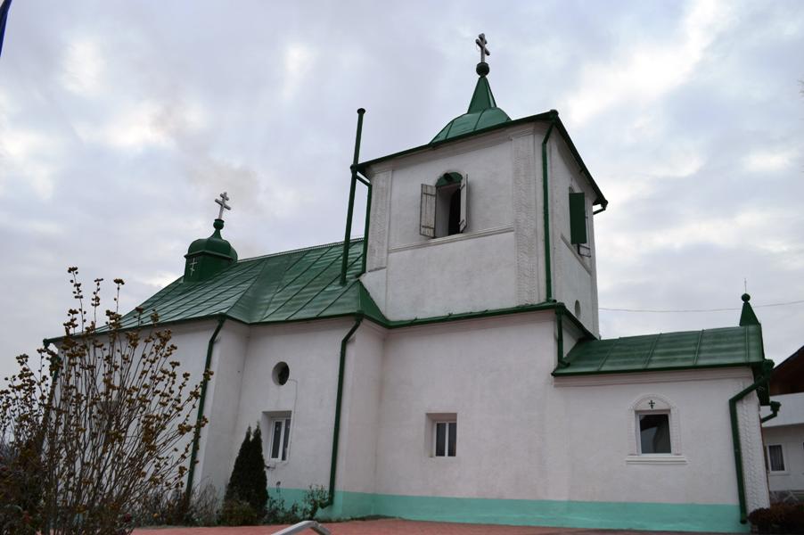 biserica-adormirea-maicii-domnului-din-dereneu-calarasi