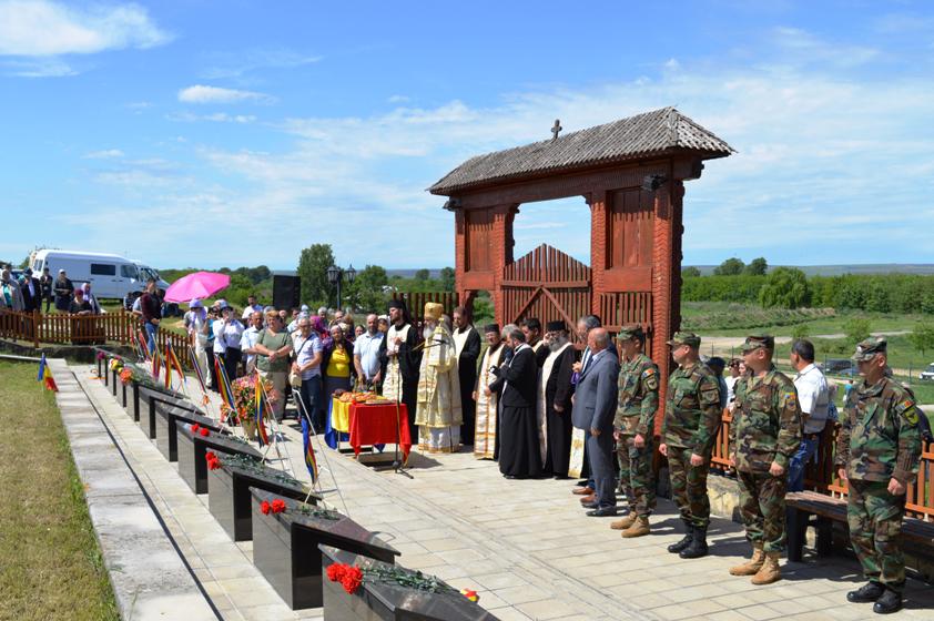 ps-antonie-de-orhei-de-inaltarea-domnului-la-cimitirul-eroilor-romani-de-la-tiganca-17-mai-2018-0-0