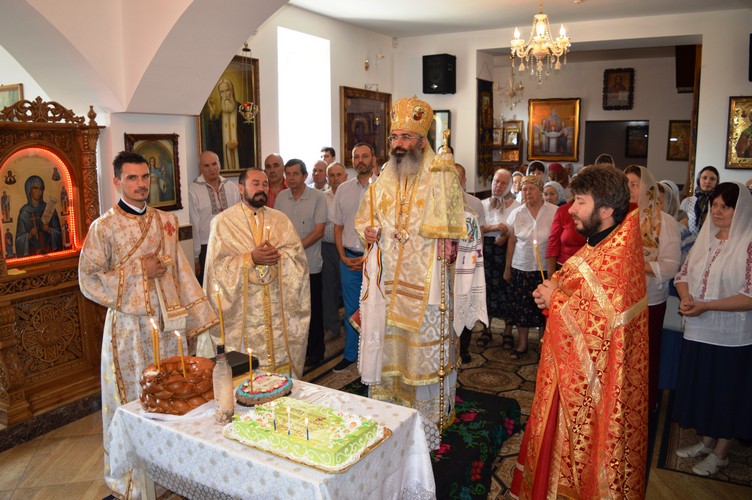 ps-antonie-de-orhei-la-parohia-sfantul-gheorghe-si-sfantul-stelian-din-chisinau-7-august-2016-11_0